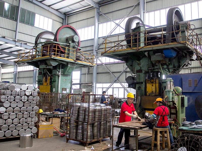 cookware factory